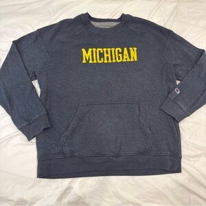 Champion Michigan Wolverines Crewneck Sweatshirt Navy Blue Yellow Mens 2XL NCAA